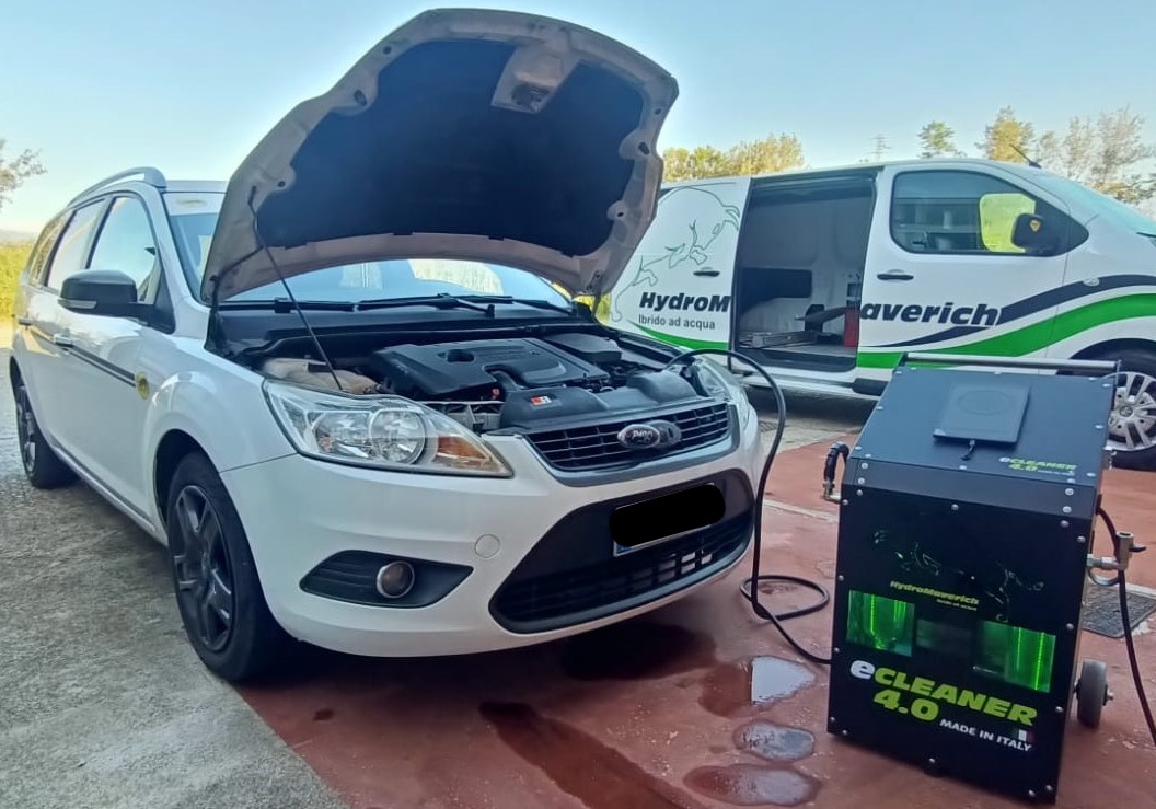 ENGINE CLEANING WITH HYDROMAVERICH ECLEANER HYDROGEN