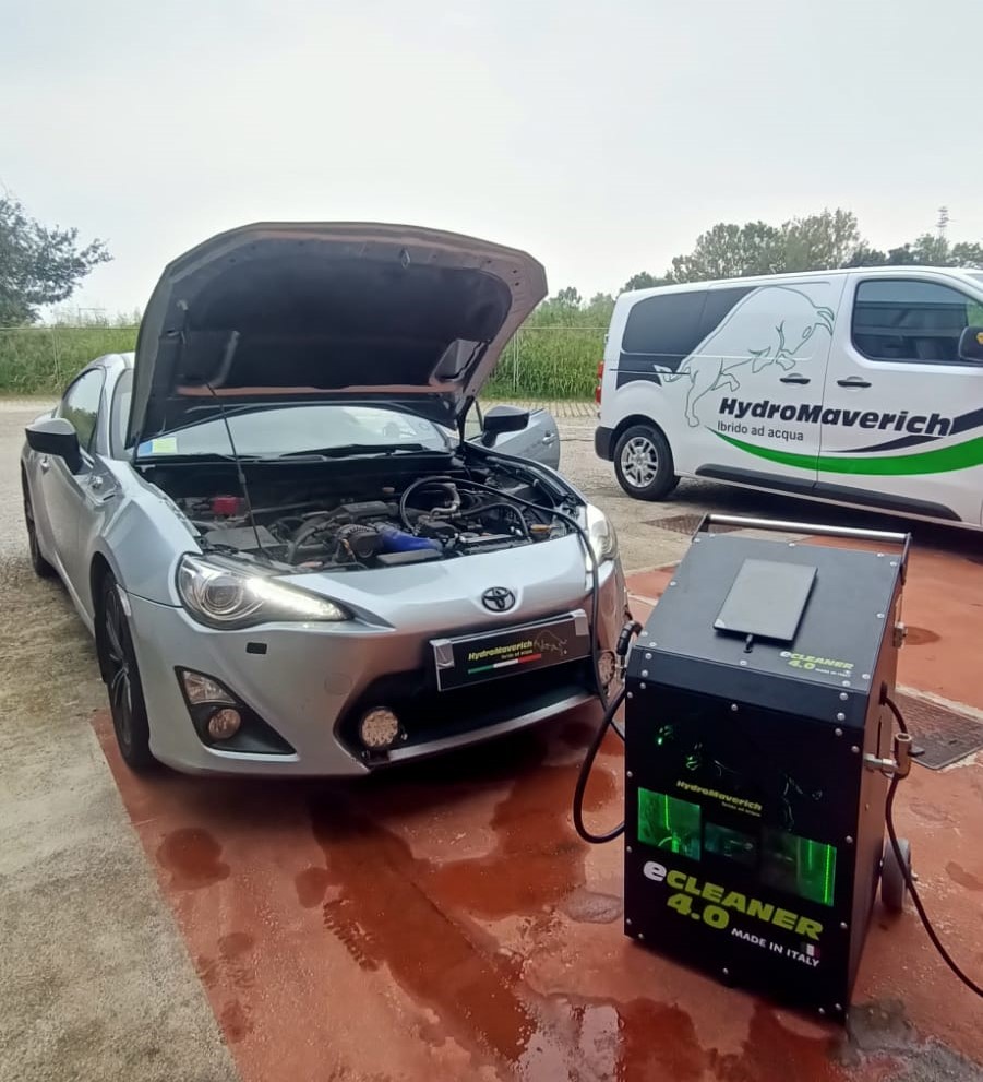 TOYOTA GT86 REMANUFACTURED WITH HYDROMAVERICH ECLEANER HYDROGEN DECARBONISATION