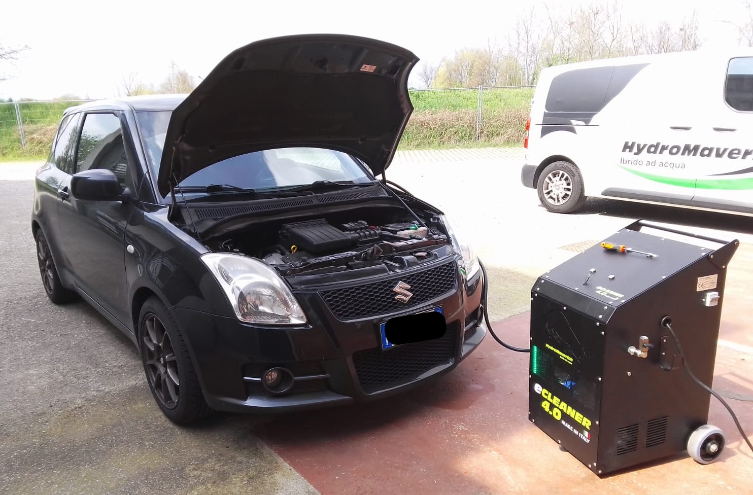 VOLKSWAGEN T-CROSS PREVENTIVE DECARBONISATION WITH HYDROMAVERICH ECLEANER HYDROGEN